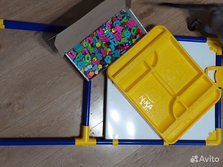 Детский доска мольберт