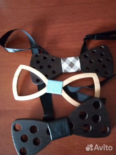 Галстуки, бабочки