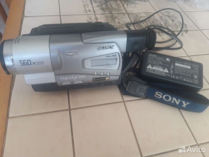 Видеокамера sony Handycam video Hi8