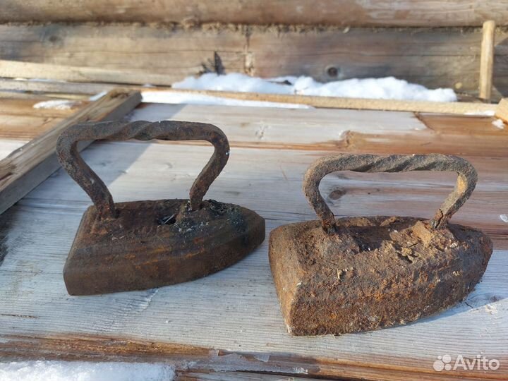 Утюг чугунный старинный