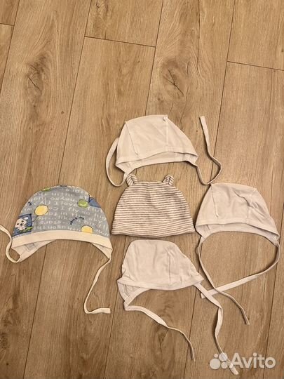 Шапки и чепчики для мальчика новорожденного