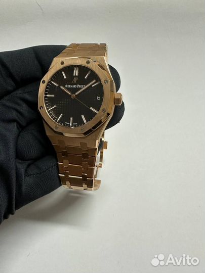 Часы Audemars Piguet 15500OR.OO.1220OR.01