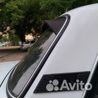 Козырёк заднего стекла 