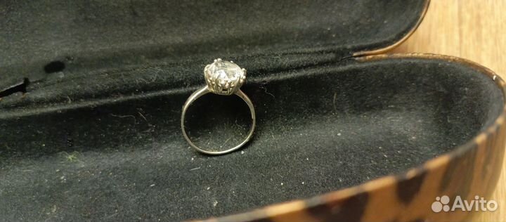 Серебряное кольцо