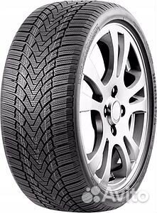 Roadmarch Winter XPro 888 245/45 R17