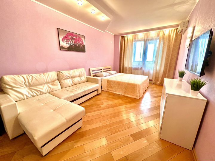 2-к. квартира, 85 м², 11/17 эт.