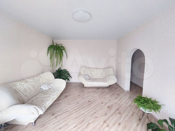 Коттедж 160 м² на участке 10 сот.