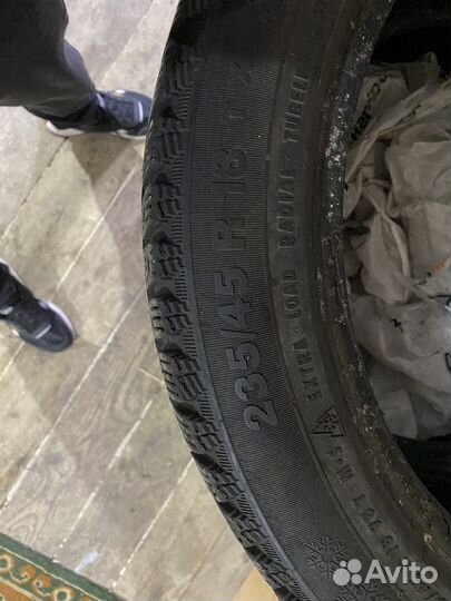 Continental ContiIceContact 235/45 R18