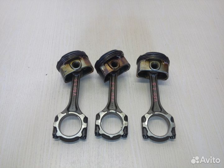 Поршень с шатуном Toyota Camry 50 2.5 2arfe