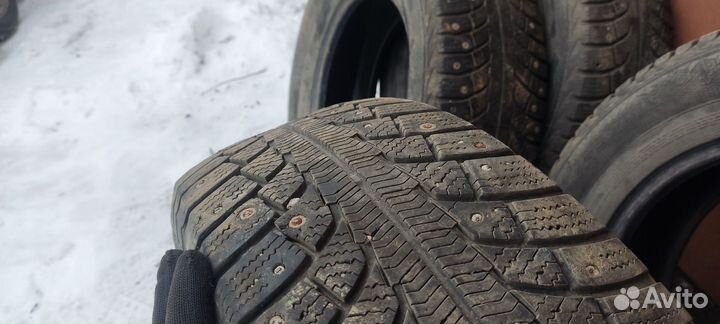 Gislaved Nord Frost 5 215/65 R16 102M