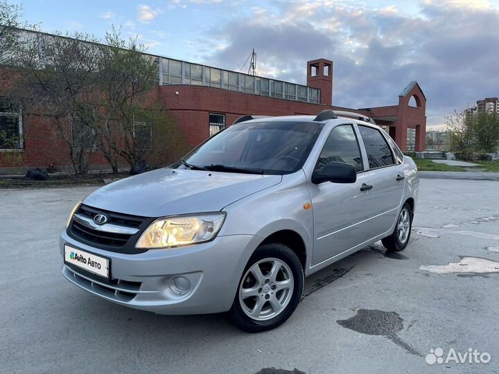 LADA Granta 1.6 МТ, 2012, 65 000 км