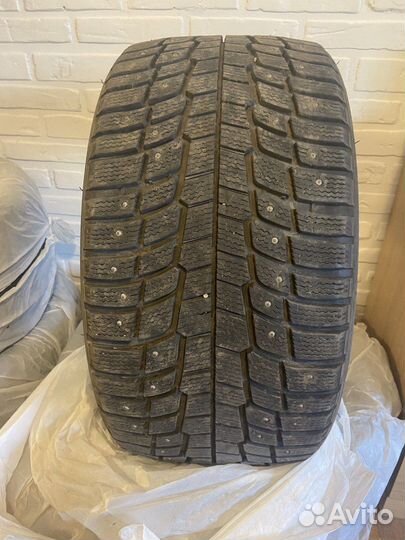 Michelin X-Ice North 4 SUV 295/35 R21