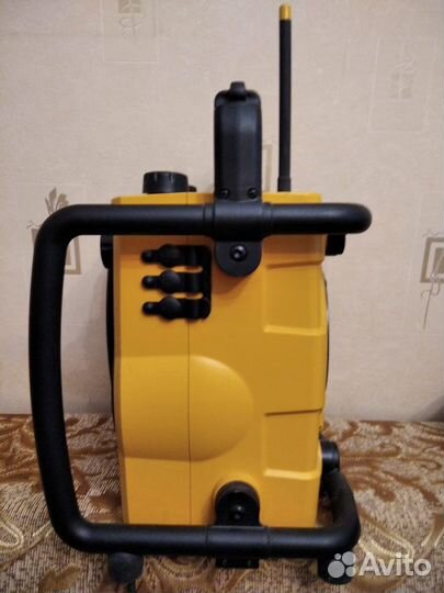 Радиоприемник Sangean U1