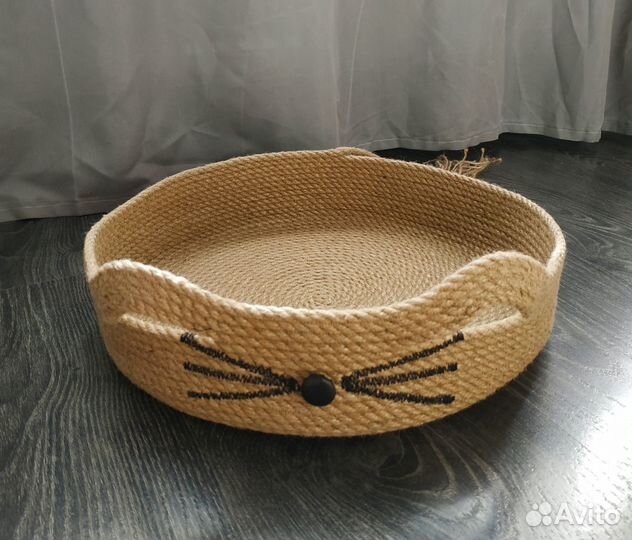 Лежанка для животных с подушкой