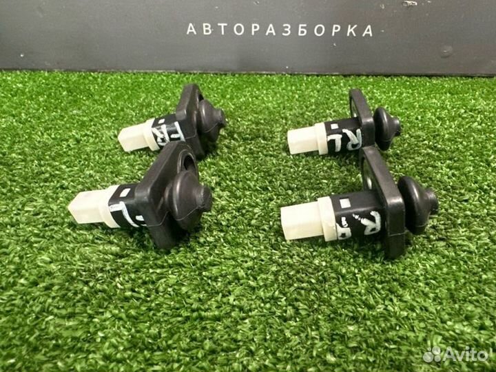 Концевик двери Kia Rio 3 Qb 1.6 G4FC 2014