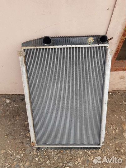 Радиатор охлаждения УАЗ patriot
