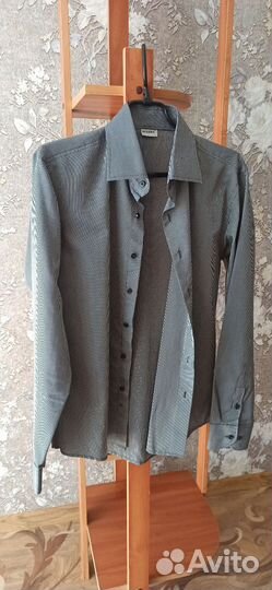 Рубашки мужские