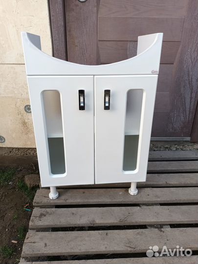 Тумба с зеркалом в ванную бу без умывальника