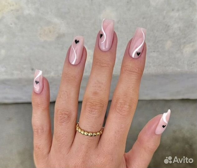 Модель на маникюр Киров