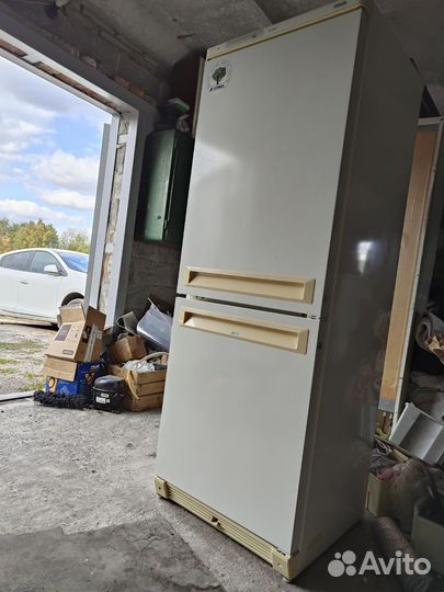 Холодильник Stinol