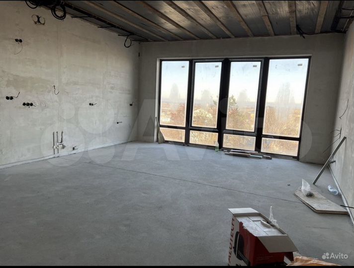 Дом 290 м² на участке 6 сот.