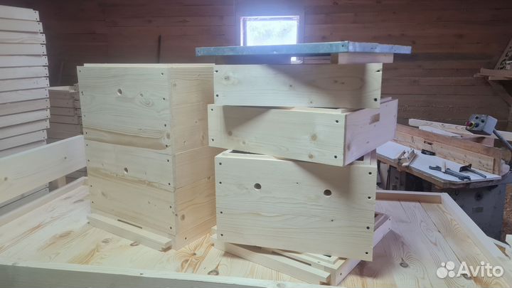 Ульи пчелиные, даданы