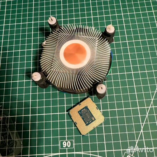 Intel Core i3-8100