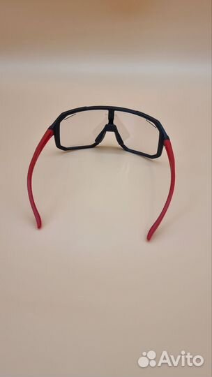 Солнцезащитные очки фотохромные