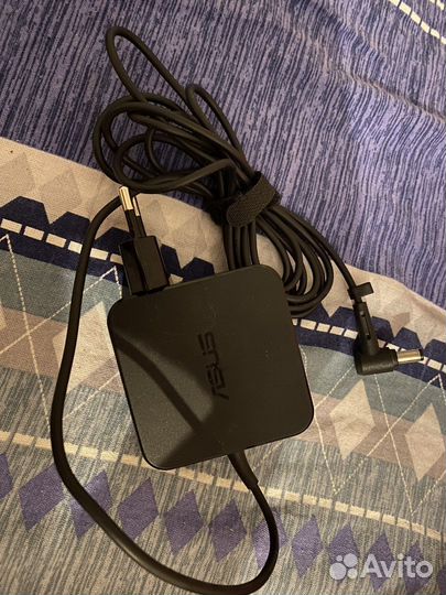 Блок зарядки от ноутбука asus