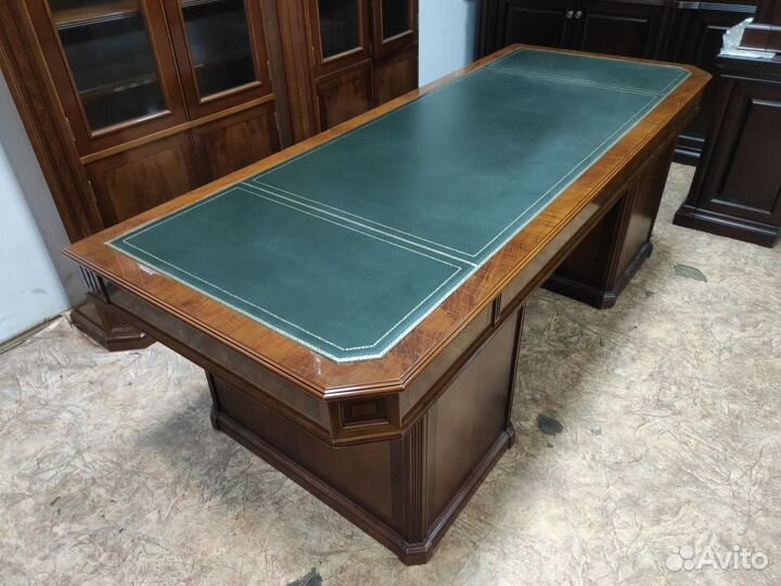 Кабинет руководителя (3 предмета) ART moble б/у