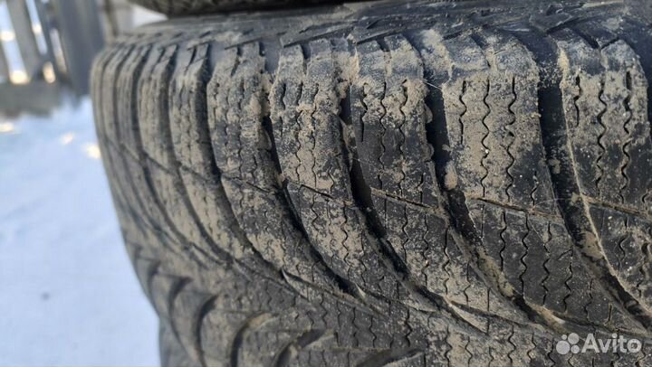 Goodyear UltraGrip 185/65 R15