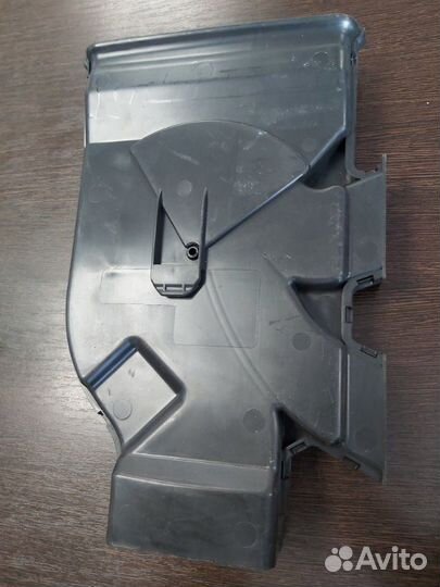 Воздуховод правый Mercedes Gl 400 166 276.821 2014