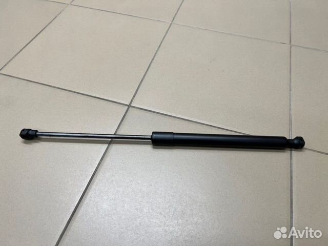 Амортизатор двери багажника Renault Kaptur 48000