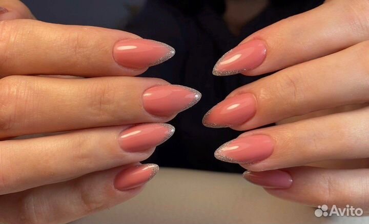 Наращивание ногтей