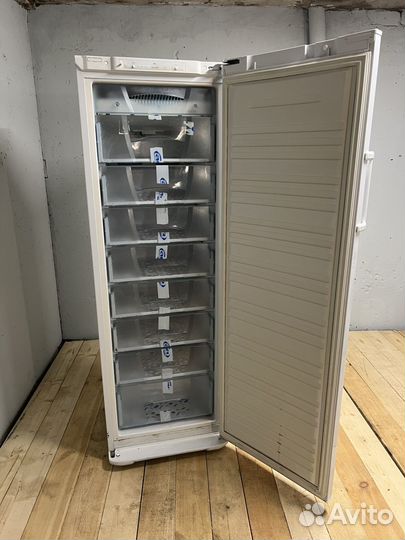 Морозильный шкаф Бирюса 8 секций No Frost