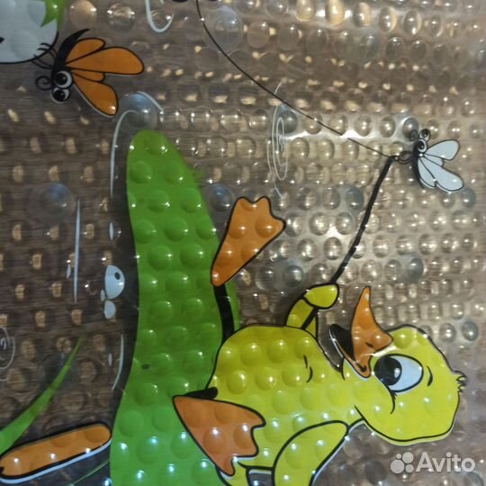 Коврик антискользящий в ванную