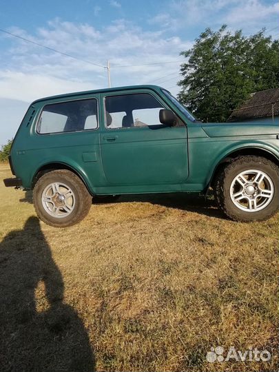 LADA 4x4 (Нива) 1.7 МТ, 2000, 120 000 км