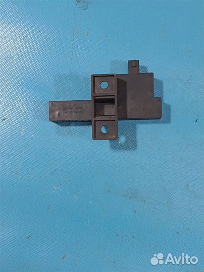 Антенна Audi Q5 8R 2009-2017