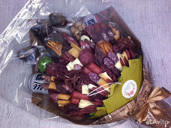 Съедобные букеты для мужчин. Мясной букет