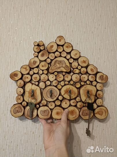 Ключница из спилов можжевельника