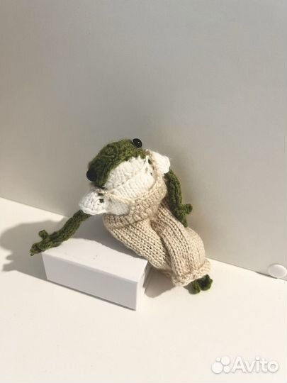 Вязаная лягушка