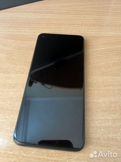 Телефон realme 8i