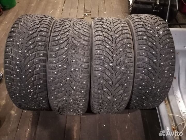 Nokian Tyres Hakkapeliitta 9 215/55 R17 25G