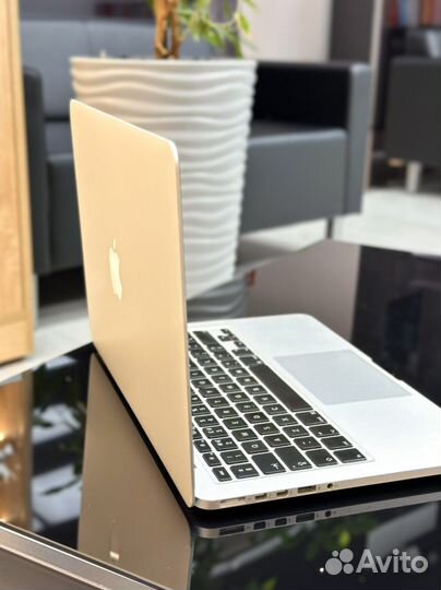 MacBook Pro 13” 8/128Gb 2014