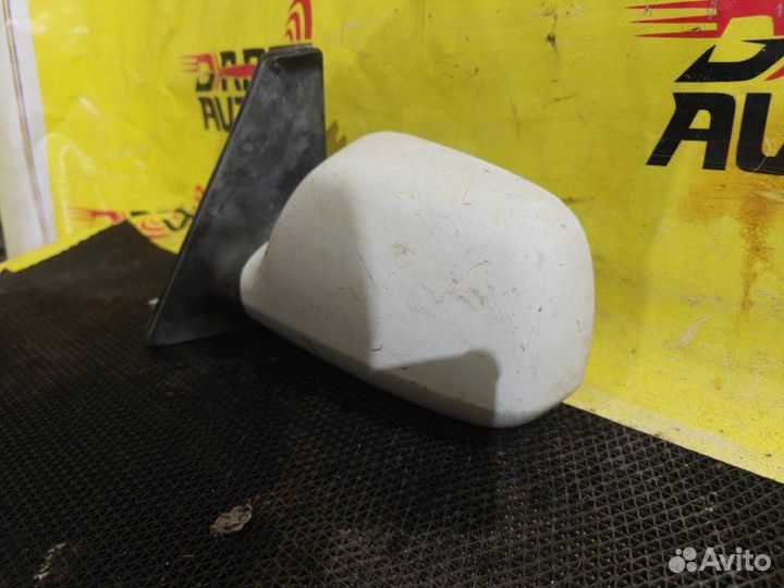 Зеркало левое Toyota Bb NCP30