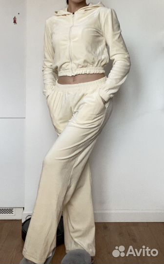 Велюровый костюм 44