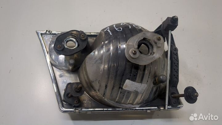 Фара (передняя) Ford Explorer, 2005