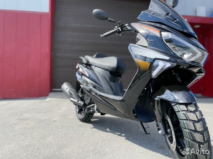 Максискутер promax magnus 200