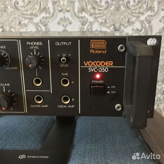 Аналоговый вокодер Roland SVC-350