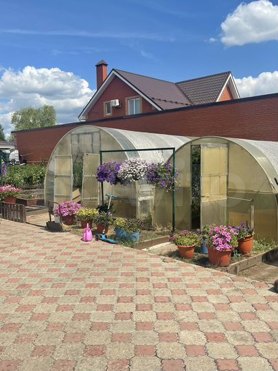 Дом 256 м² на участке 10,9 сот.